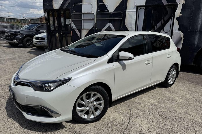 2016 Toyota Corolla Ascent Sport ZRE182R Crystal Pearl