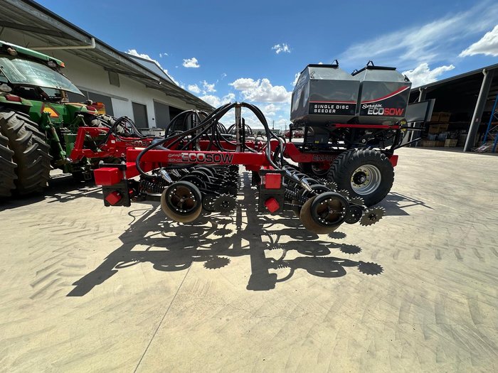 0 SERAFIN ECOSOW SINGLE DISC NARROWFOLD SEEDER WITH BALDAN UNITS USED RED