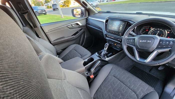 2025 Isuzu D-MAX LS-U