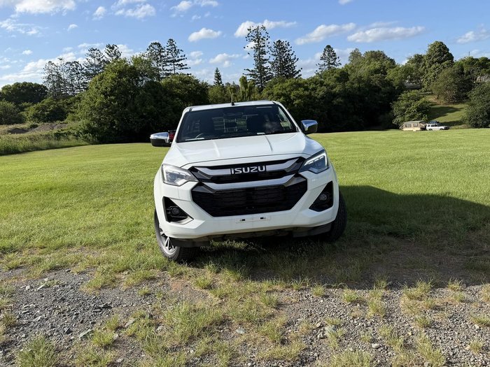 2025 Isuzu D-MAX LS-U