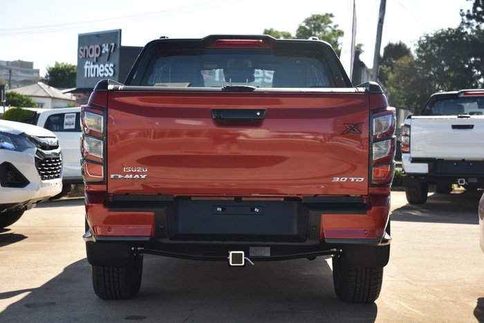 2025 Isuzu D-MAX X-TERRAIN