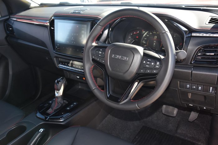 2025 Isuzu D-MAX X-TERRAIN