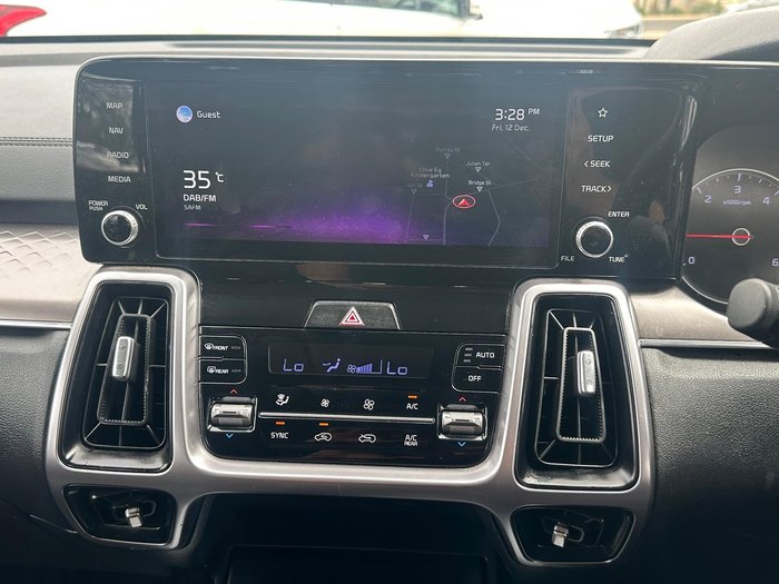 2022 Kia Sorento Sport