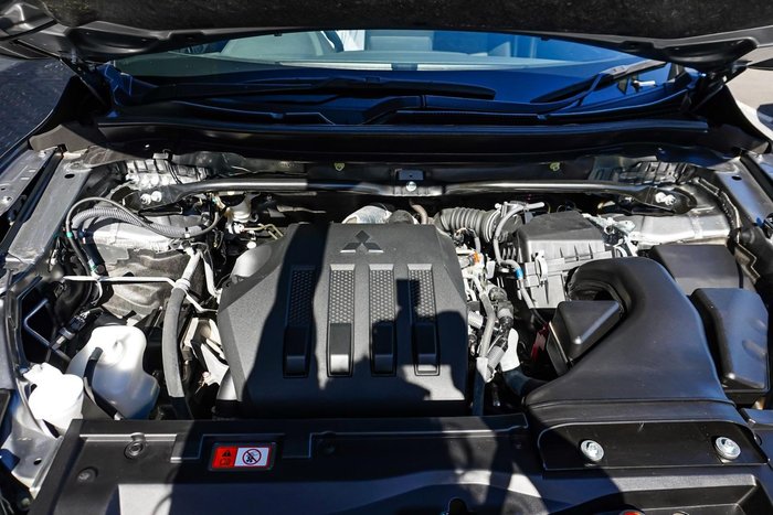 2023 Mitsubishi Eclipse Cross ES