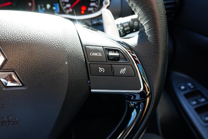 2023 Mitsubishi Eclipse Cross ES