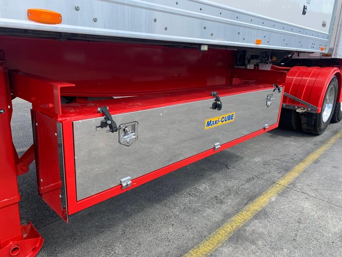 2013 Maxitrans St3 34 Pallet -30 Reefer B Double Double Stacker