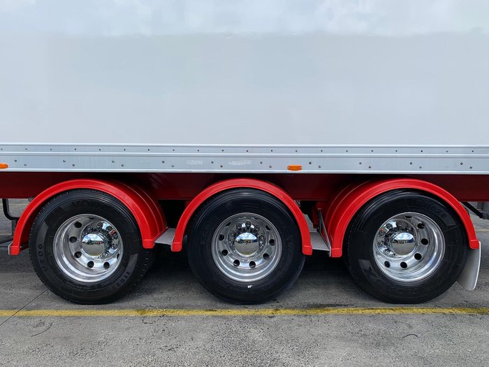 2013 Maxitrans St3 34 Pallet -30 Reefer B Double Double Stacker