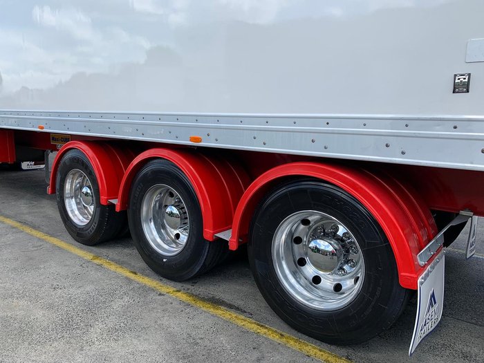 2013 Maxitrans St3 34 Pallet -30 Reefer B Double Double Stacker