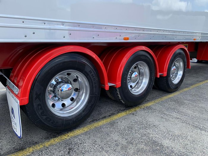 2013 Maxitrans St3 34 Pallet -30 Reefer B Double Double Stacker