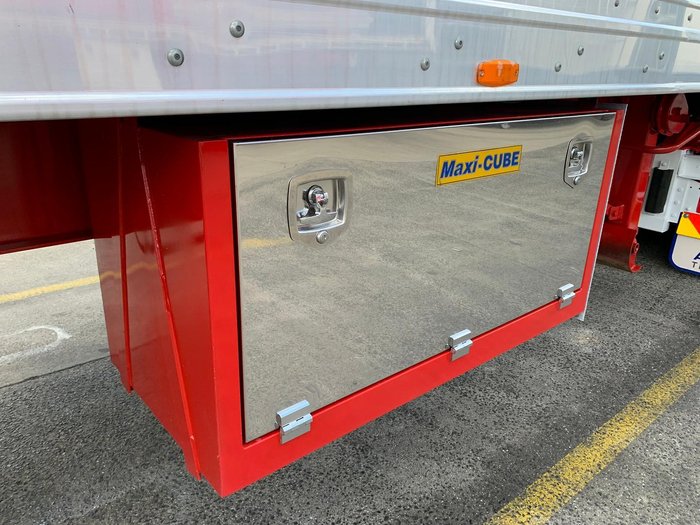 2013 Maxitrans St3 34 Pallet -30 Reefer B Double Double Stacker