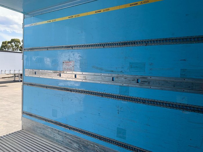 2013 Maxitrans St3 34 Pallet -30 Reefer B Double Double Stacker
