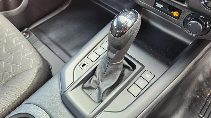 2025 Isuzu D-MAX X-RIDER