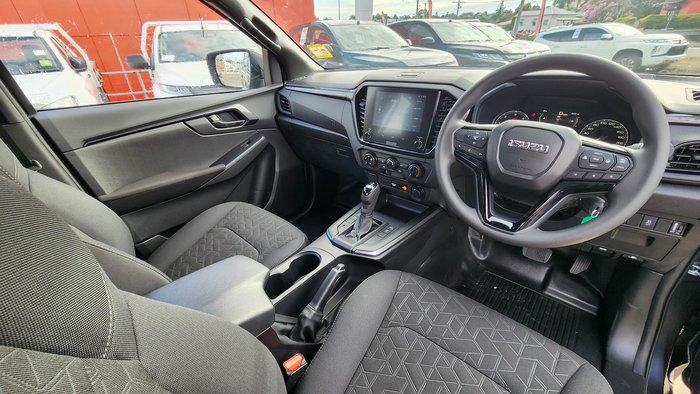 2025 Isuzu D-MAX X-RIDER