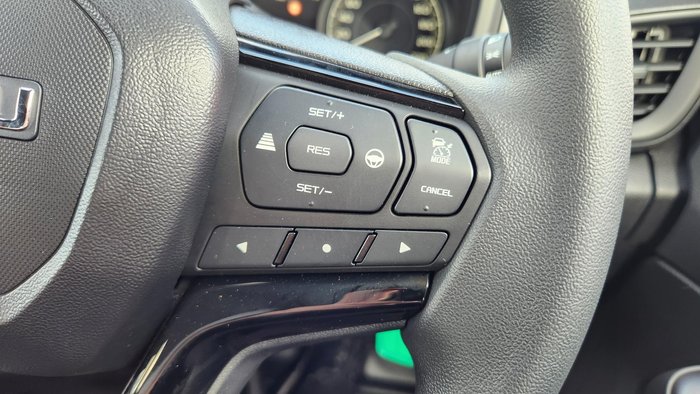 2025 Isuzu D-MAX X-RIDER