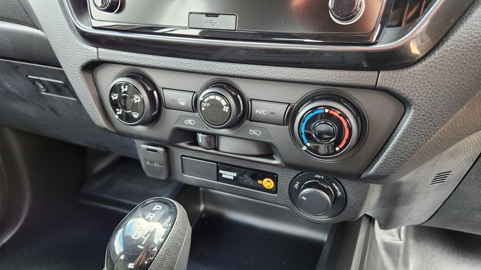 2025 Isuzu D-MAX X-RIDER