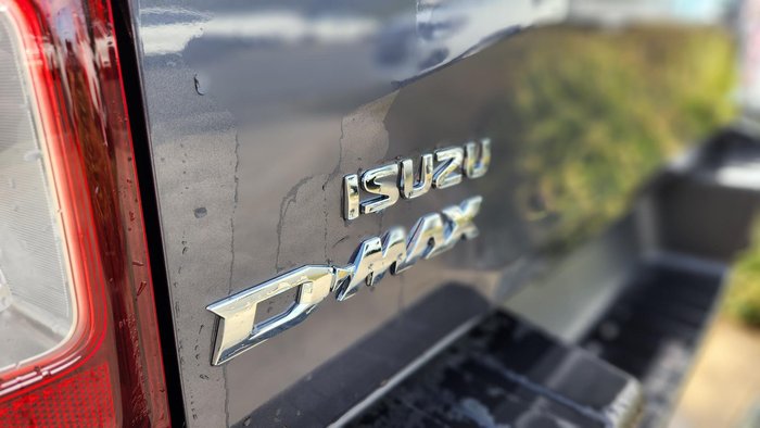 2025 Isuzu D-MAX X-RIDER