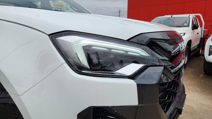 2025 Isuzu D-MAX X-RIDER