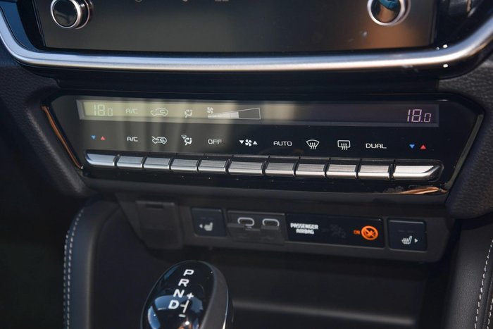 2025 Isuzu MU-X LS-T