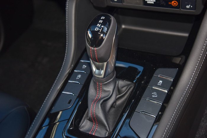 2025 Isuzu MU-X X-TERRAIN