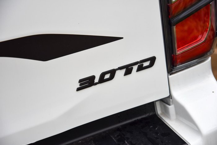 2025 Isuzu D-MAX BLADE