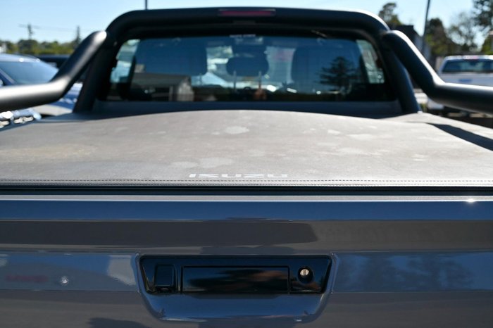 2025 Isuzu D-MAX X-RIDER