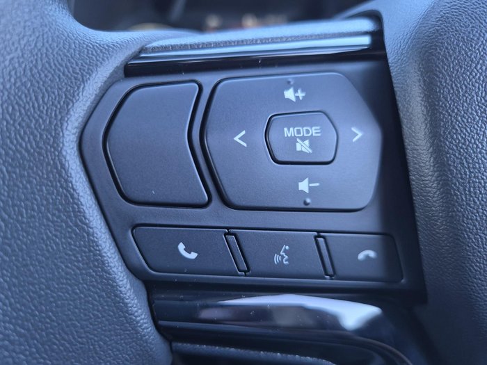 2025 Isuzu D-MAX X-RIDER