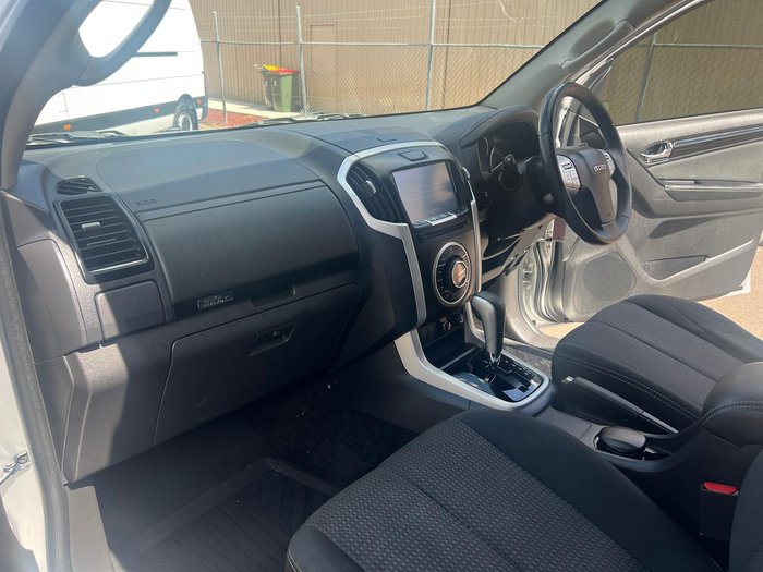 2021 Isuzu MU-X LS-U