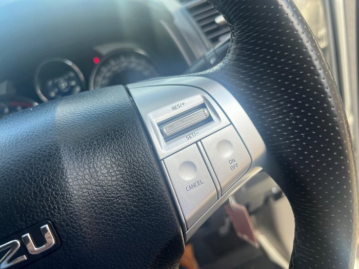 2021 Isuzu MU-X LS-U