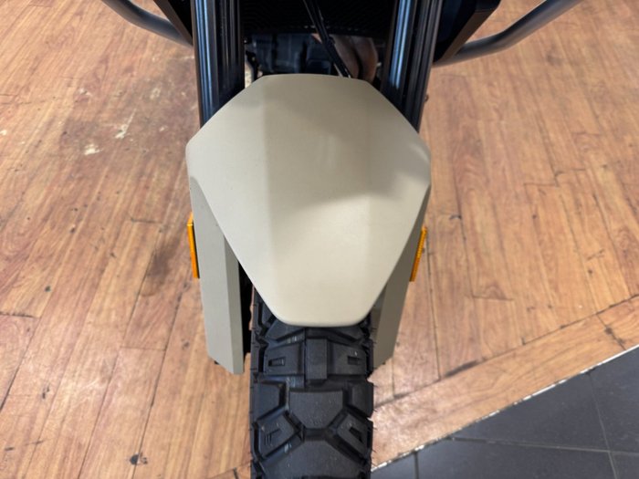 2022 CFMoto 800MT LIMITED EDITION YELLOW
