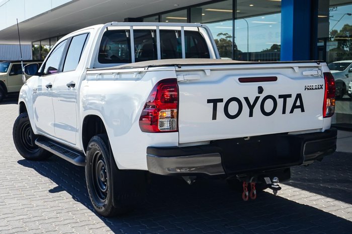 2021 Toyota Hilux SR