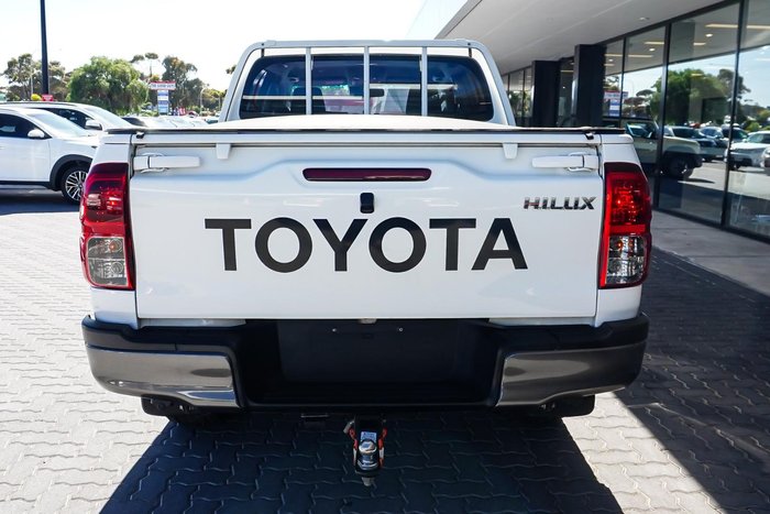 2021 Toyota Hilux SR