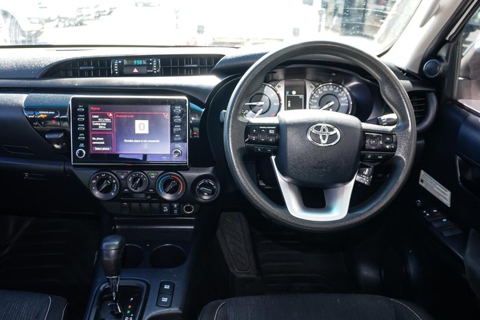 2021 Toyota Hilux SR