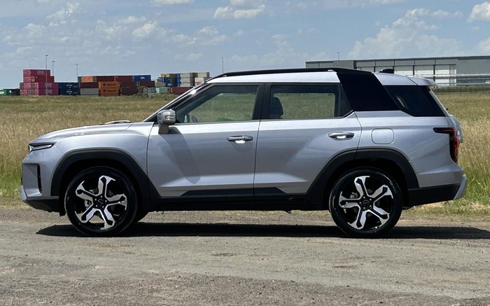 2025 KGM Torres Hybrid K40