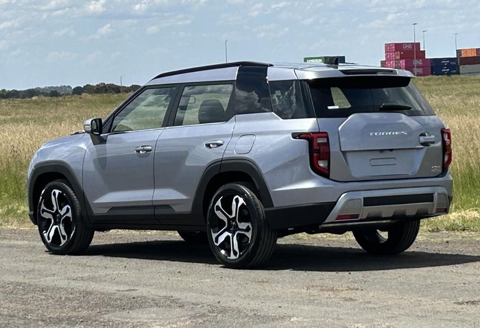 2025 KGM Torres Hybrid K40