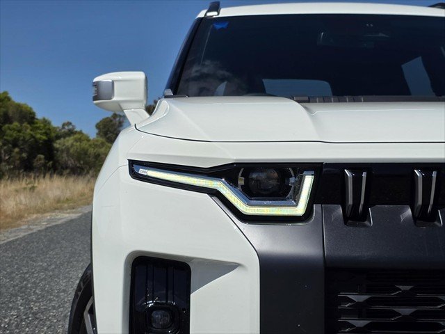 2025 KGM Torres Adventure