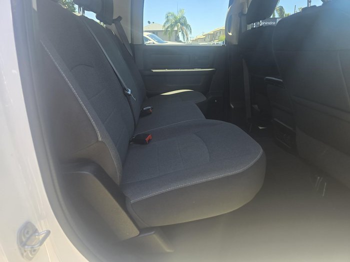 2022 RAM 1500 Express RamBox DS MY22 4X4 Dual Range Bright White