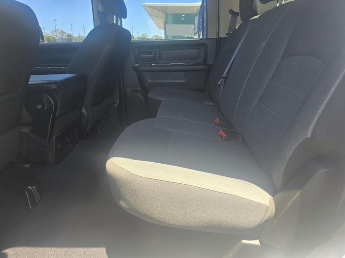 2022 RAM 1500 Express RamBox DS MY22 4X4 Dual Range Bright White