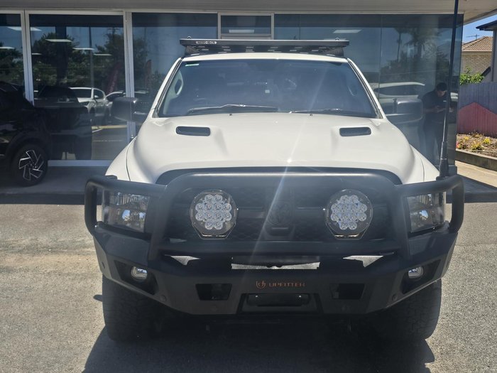 2022 RAM 1500 Express RamBox DS MY22 4X4 Dual Range Bright White