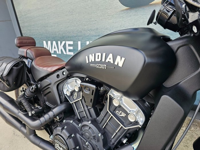 2020 INDIAN SCOUT BOBBER Black