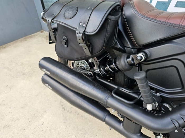 2020 INDIAN SCOUT BOBBER Black