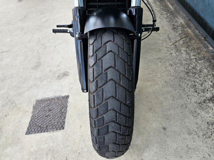 2020 INDIAN SCOUT BOBBER Black