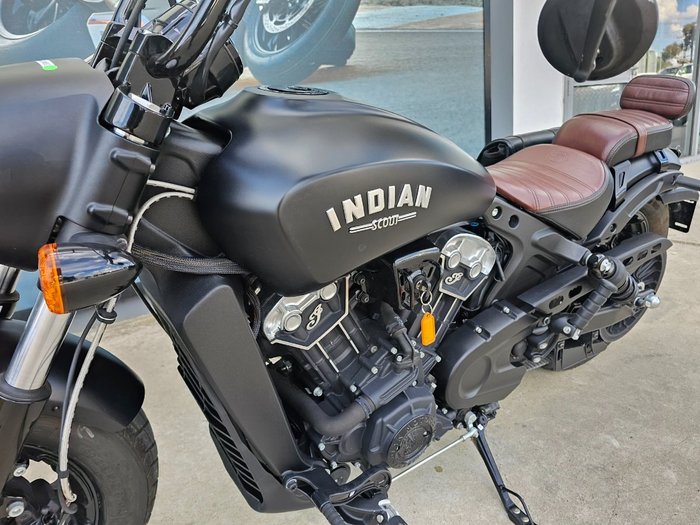 2020 INDIAN SCOUT BOBBER Black