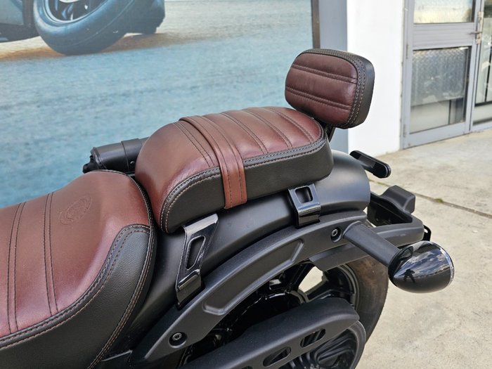 2020 INDIAN SCOUT BOBBER Black