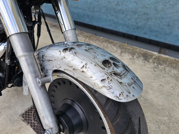 2011 HARLEY-DAVIDSON FLSTF FAT BOY Silver