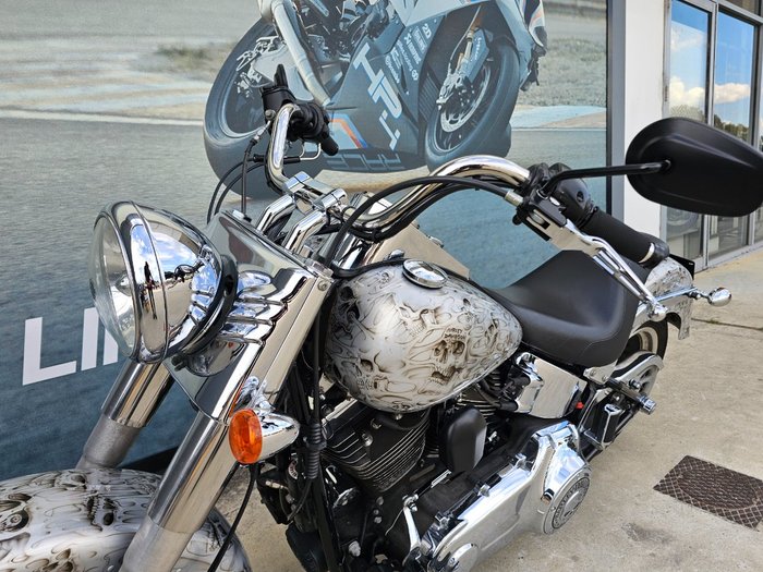 2011 HARLEY-DAVIDSON FLSTF FAT BOY Silver