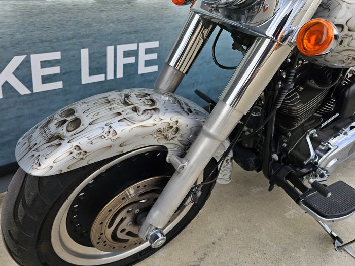 2011 HARLEY-DAVIDSON FLSTF FAT BOY Silver