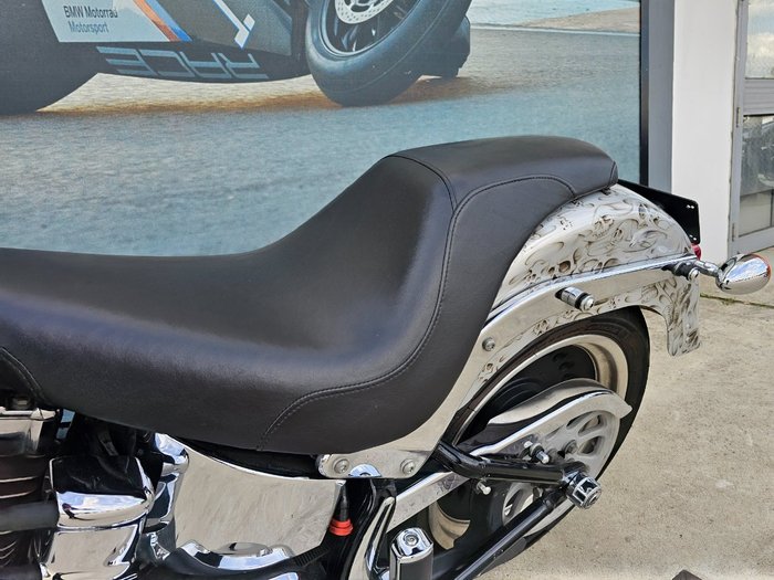 2011 HARLEY-DAVIDSON FLSTF FAT BOY Silver