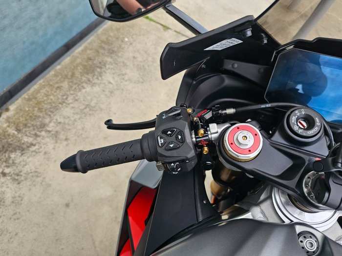 2021 APRILIA RSV4 RR GREY