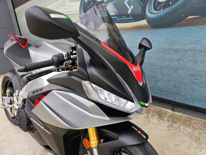 2021 APRILIA RSV4 RR GREY