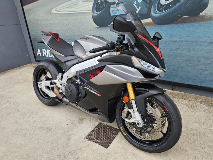 2021 APRILIA RSV4 RR GREY